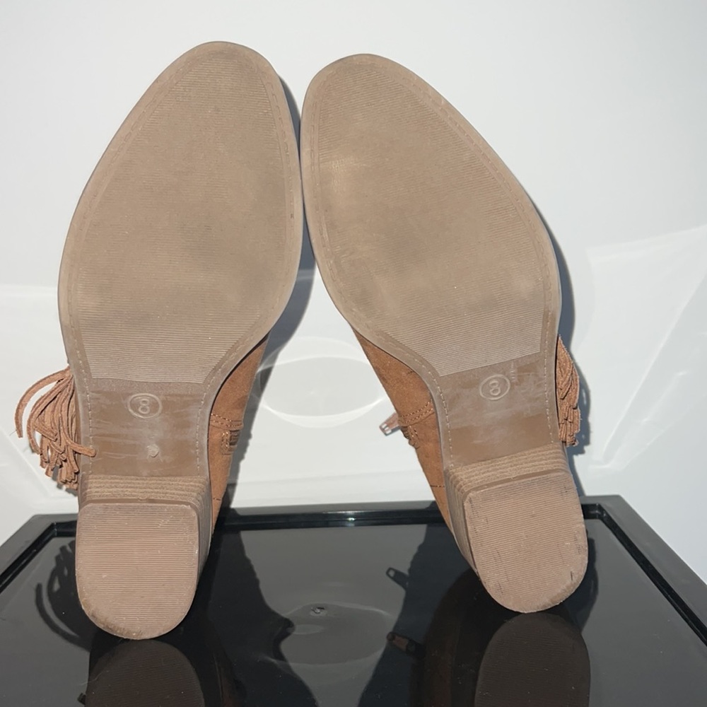 Universal Thread Fringe Booties - Picture 4 of 4